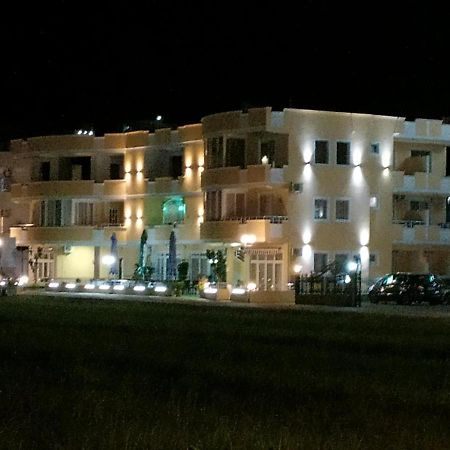 Grandino Rooms & Apartments Улцинь Экстерьер фото