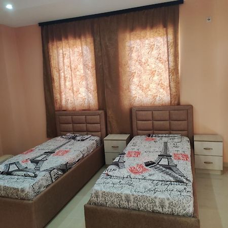 Grandino Rooms & Apartments Улцинь Экстерьер фото
