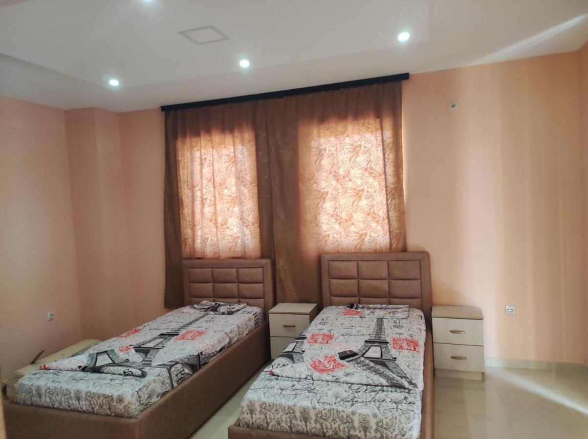 Grandino Rooms & Apartments Улцинь Экстерьер фото