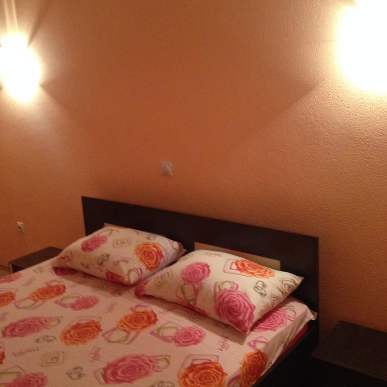 Grandino Rooms & Apartments Улцинь Экстерьер фото