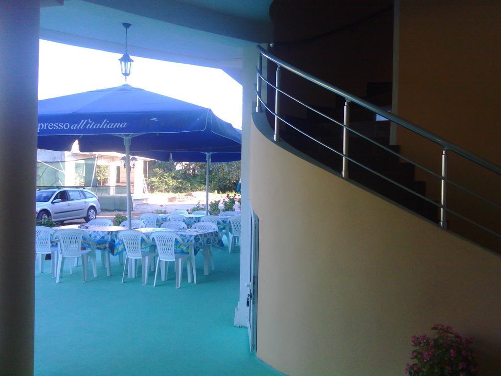 Grandino Rooms & Apartments Улцинь Экстерьер фото