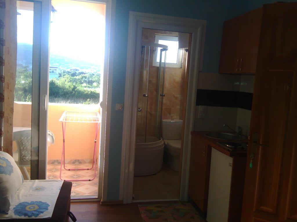 Grandino Rooms & Apartments Улцинь Экстерьер фото